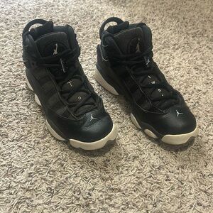 Retro Air Jordans Two 3